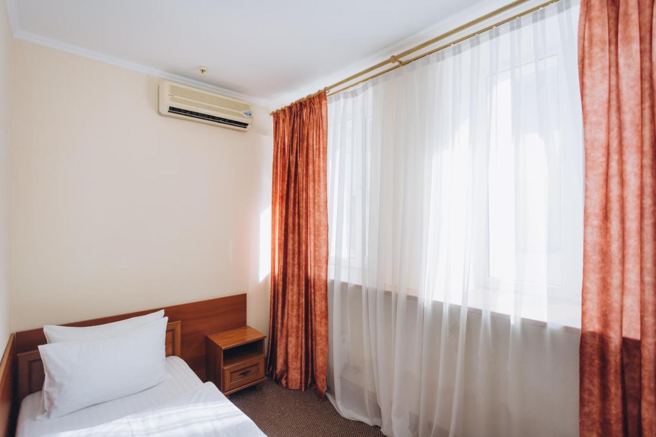 Hotel Voskresensky Sumy Εξωτερικό φωτογραφία